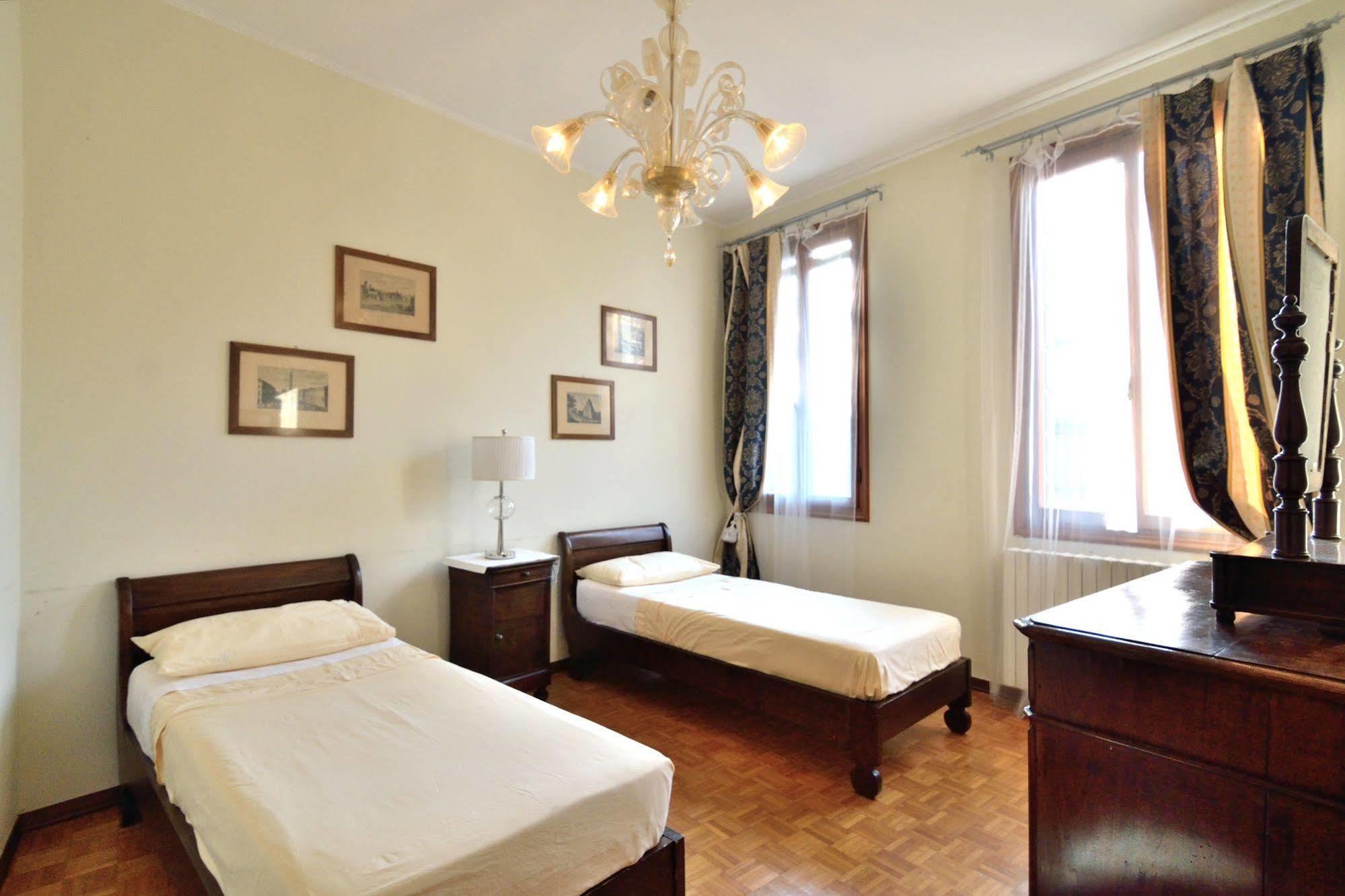 Corte Stupenda Venezia Esterno foto